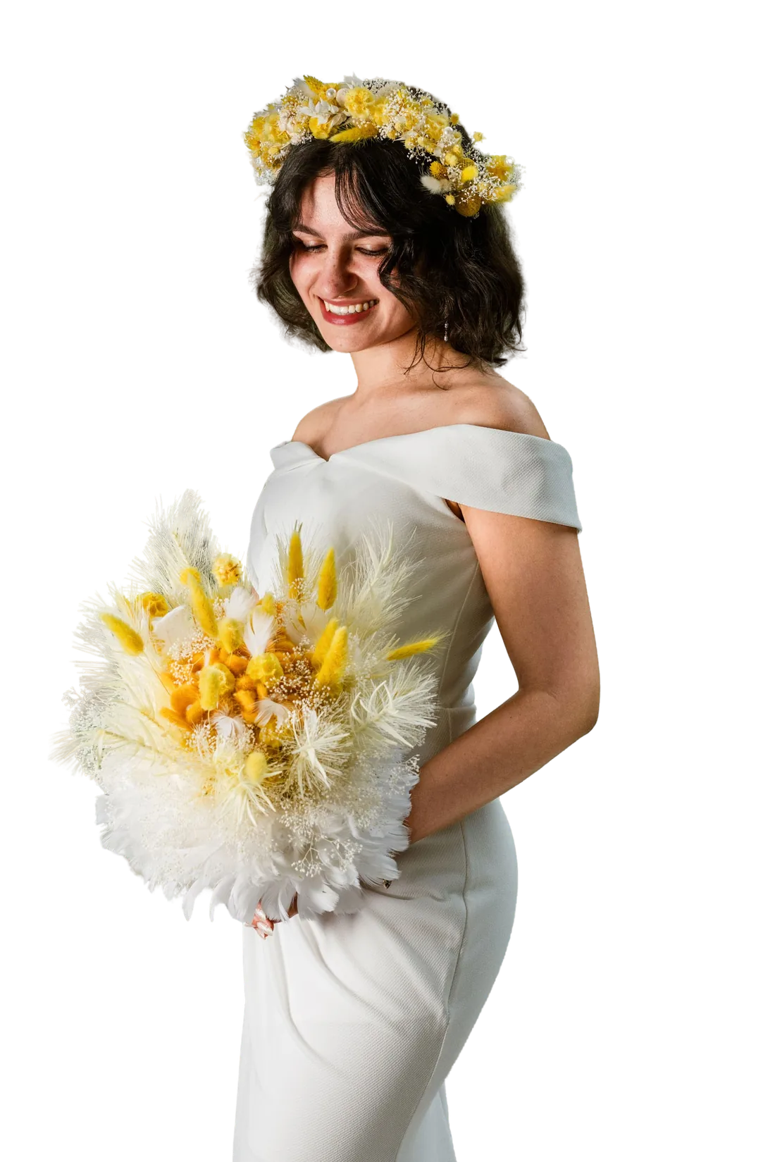 Braut mit Blumenkranz und einem Brautstrauß mit handgefilzten Elementen in Weiß und Gelb